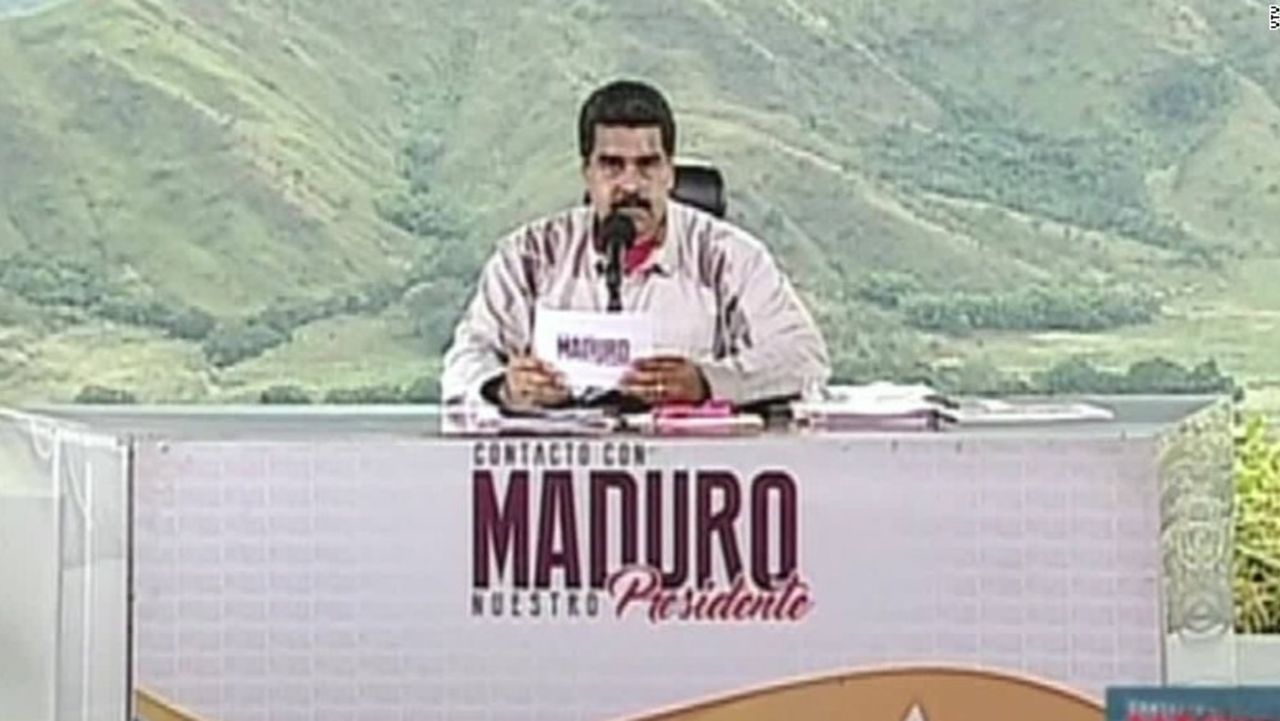 CNNE 349098 - 161121131334-cnnee-sot-nicolas-maduro-pide-a-obama-que-derogue-decreto-que-ve-a-venezuela-como-amenaza-00004326-exlarge-169