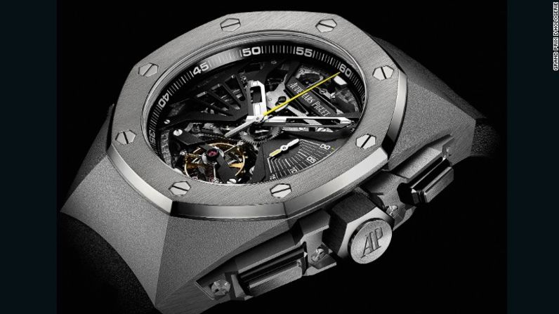 Premio a la Excepción Mecánica (Mechanical Exception Watch Prize) - El premio 2016 para el Reloj Mecánico de Excepción fue para el Royal Oak Concept Supersonnerie de Audemars Piguet. El reloj de pulsera repetidor de minutos de titanio y cerámica, repica las horas y cuartos de hora, y se vende por más de 560.000 dólares.