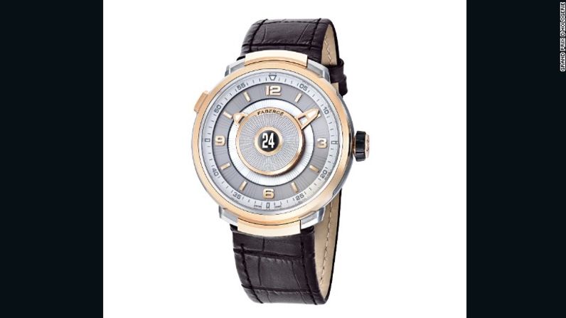 Premio Reloj de Viaje (Travel Time Watch Prize) – El reloj Fabergé Visionnaire DTZ muestra simultáneamente dos zonas horarias. El reloj de oro rosa y titanio cuenta con un movimiento mecánico automático y tiene una reserva de marcha de 50 horas.