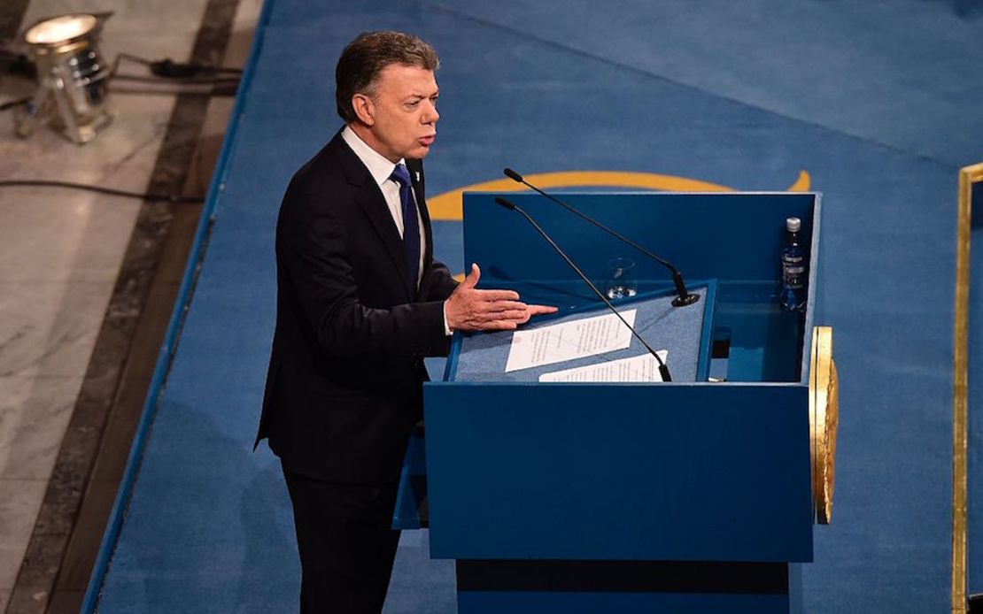 Juan Manuel Santos ofrece discurso al recibir el Premio Nobel de la paz.