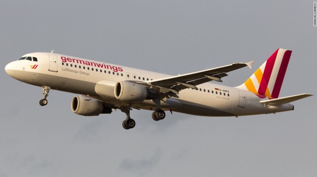 El 24 de marzo del 2015, um copiloto de un avión de Germanwings que sufría de depresión decidió estrellar la aeronave contra los Alpes franceses, matando a 150 personas.