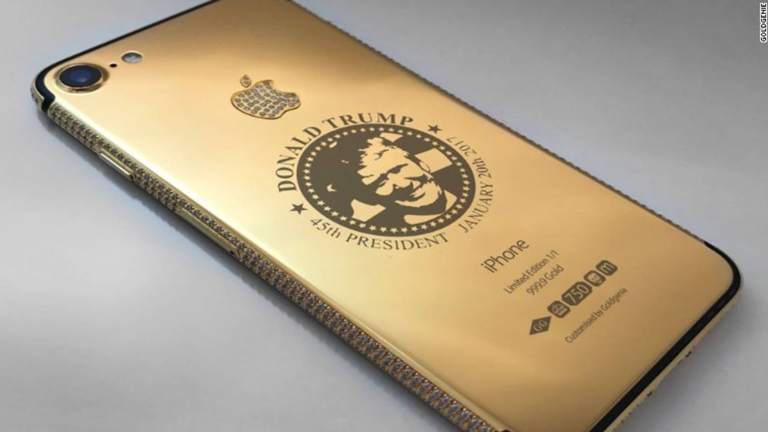 CNNE 362708 - 161221123045-trump-gold-iphone-780x439