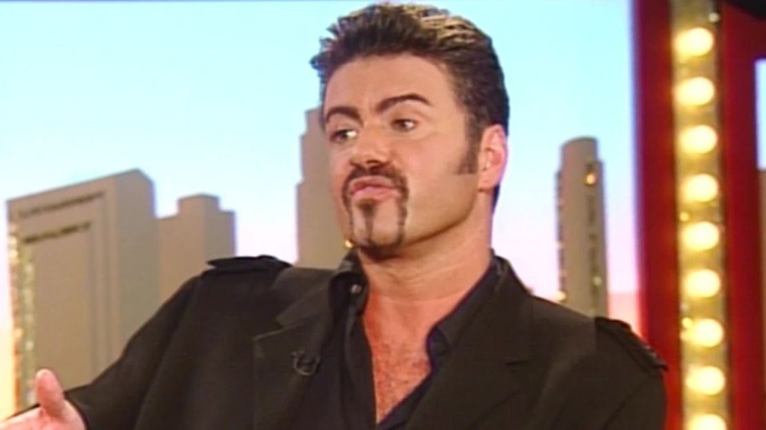 George Michael durante la entrevista con CNN, en abril de 1998.