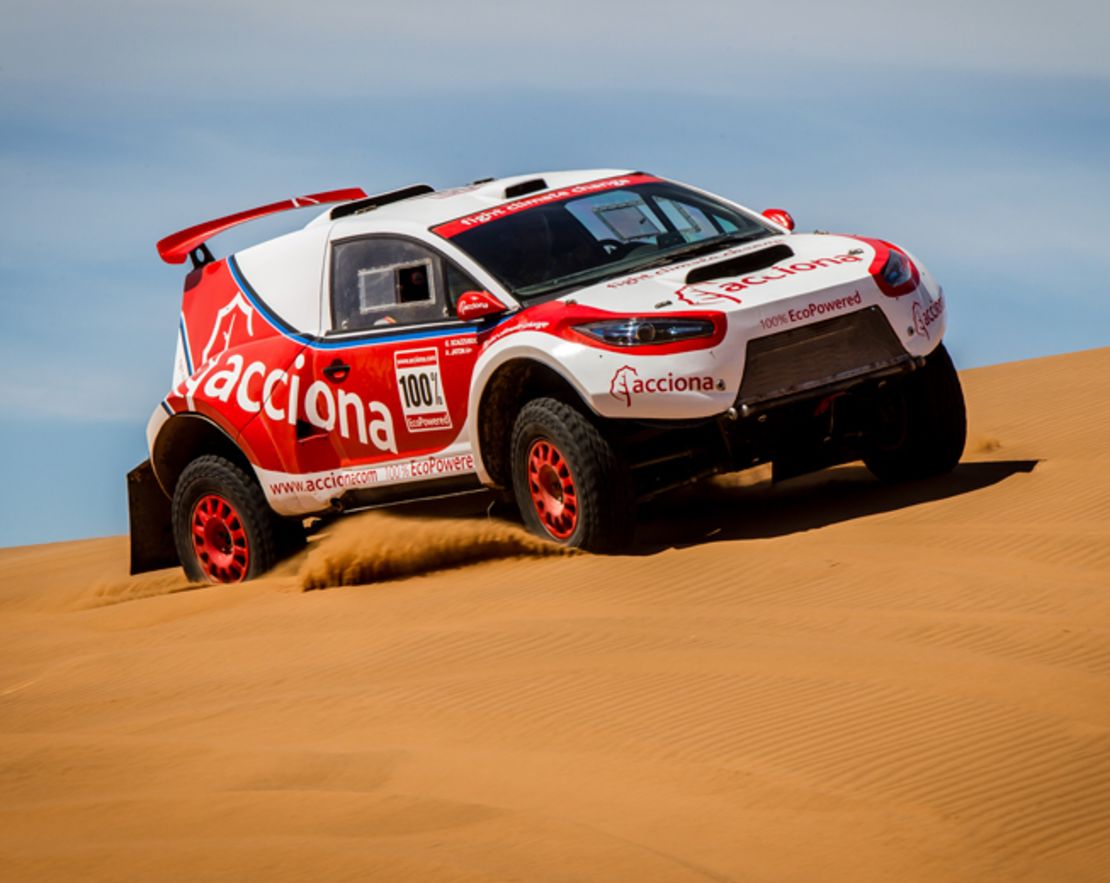 El El ACCIONA 100% EcoPowered ya ha competido en los Dakar del 2015 y el 2016. Cortesía: ACCIONA