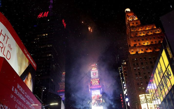 El tradicional festejo en Times Square, Nueva York.