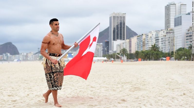 El luchador de 33 años quiere cambiar la arena por la nieve.