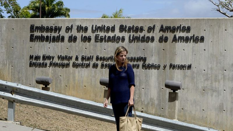 Embajada de estados unidos en venezuela ya no aceptará bolívares para pagar visas de no inmigrante | cnn