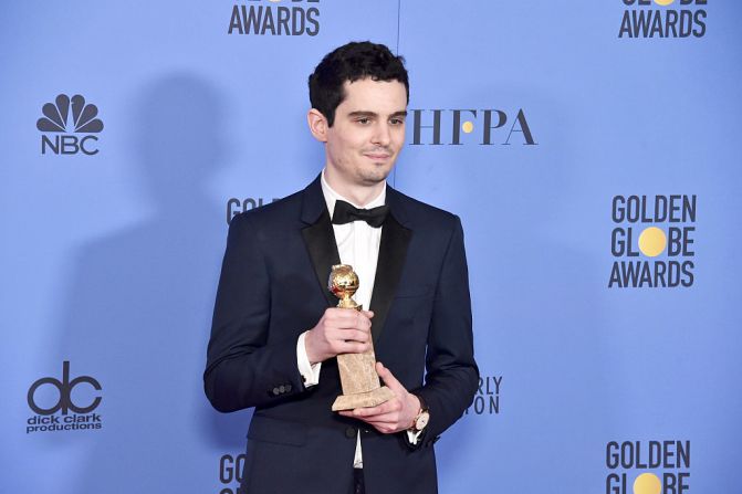 El director de cine Damien Chazelle se llevó dos Globo de Oro por 'La La Land' a Mejor Guión y a Mejor Director.