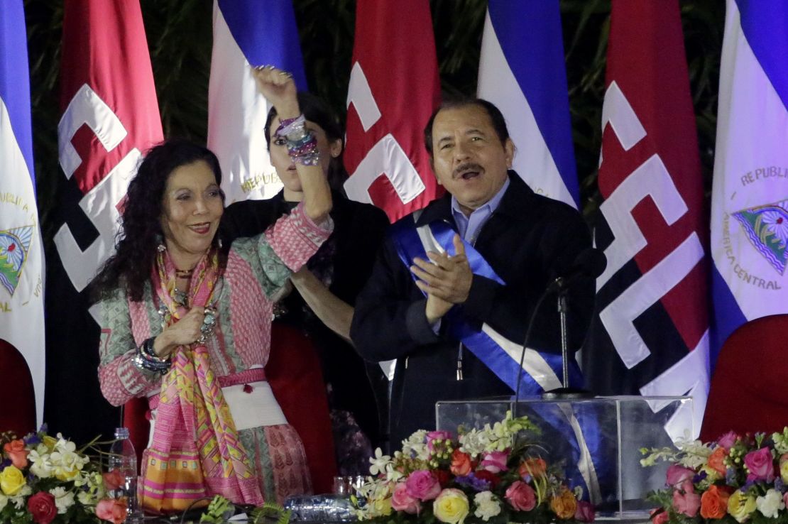 Daniel Ortega, presidente de Nicaragua, y Rosario Murillo, esposa de Ortega y vicepresidenta del país.