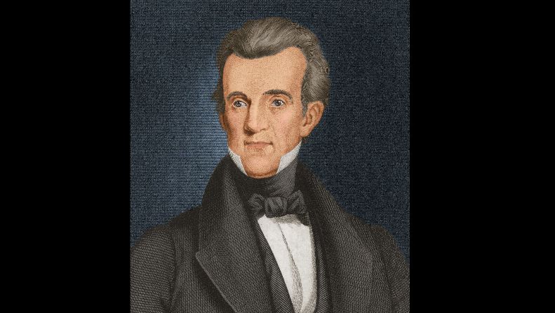 11. James K. Polk (1845-1849) — Polk se posesionó como el presidente número 11 de Estados Unidos en 1845. Fue el último presidente fuerte de la era antes de que estallara la Guerra Civil en 1861, según la Casa Blanca. En 1845, Polk ofreció 20.000.000 de dólares a México para recuperar Nuevo México y California, pero los mexicanos no estuvieron dispuestos a ceder esas tierras. Por esa razón Estados Unidos le declaró la guerra a México y ocupó Ciudad de México. Finalmente, en 1848, México cedió los dos estados en disputa a cambio de 15.000.000 dólares, según relata la presidencia.