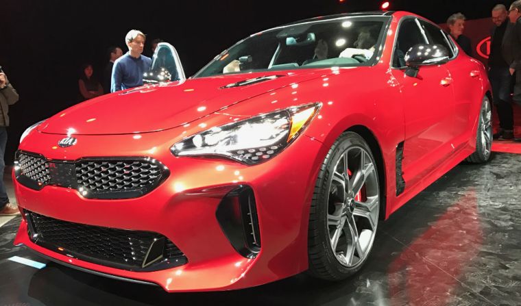 KIA Stinger GT 2018 cuenta con un chasís compuesto en un 55% por acero avanzado de alta resistencia.