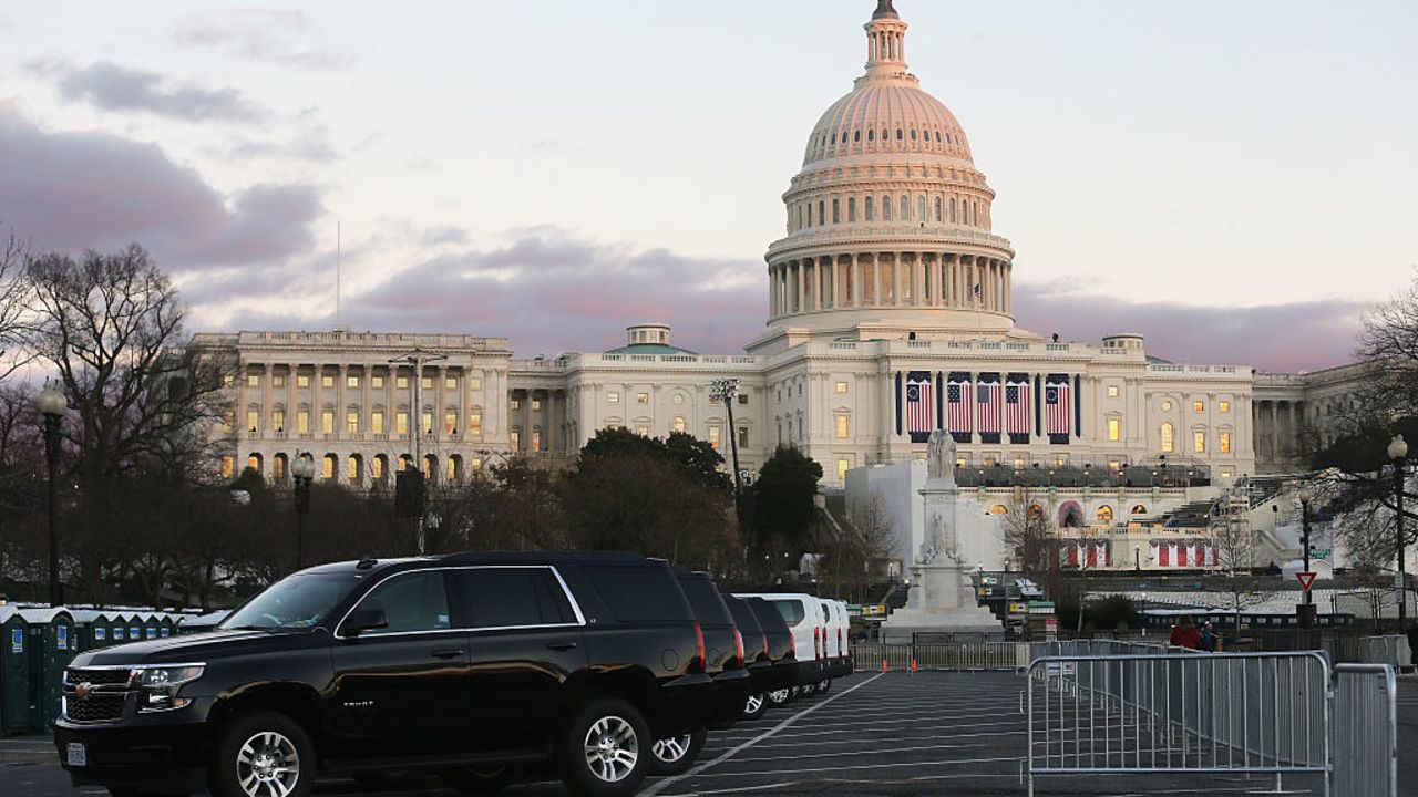 WASHINGTON, DC - JANUARY 18:  Vehicles are lined up in front of the U.S. Capitol building ahead of inauguration ceremonies for President-elect Donald Trump on January 18, 2017 in Washington, DC. Trump will be sworn in as the 45th U.S, president on January 20.