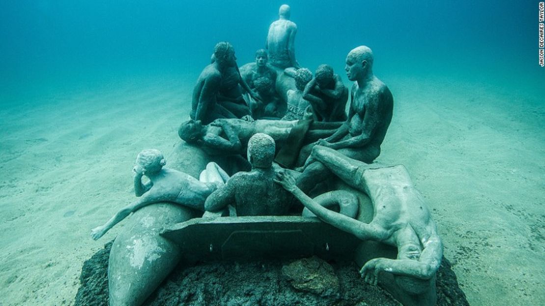 El Museo Atlántico es el primer museo subacuático de Europa. Está en la isla española de Lanzarote.