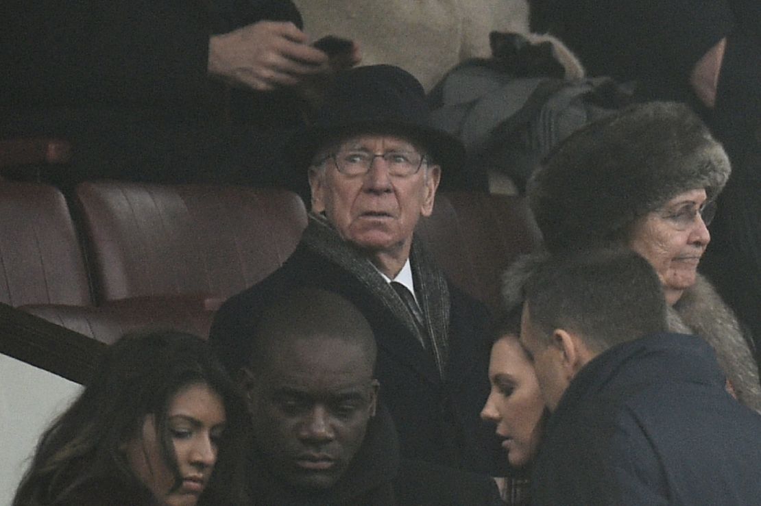 Bobby Charlton, presente en el acontecimiento histórico del sábado.