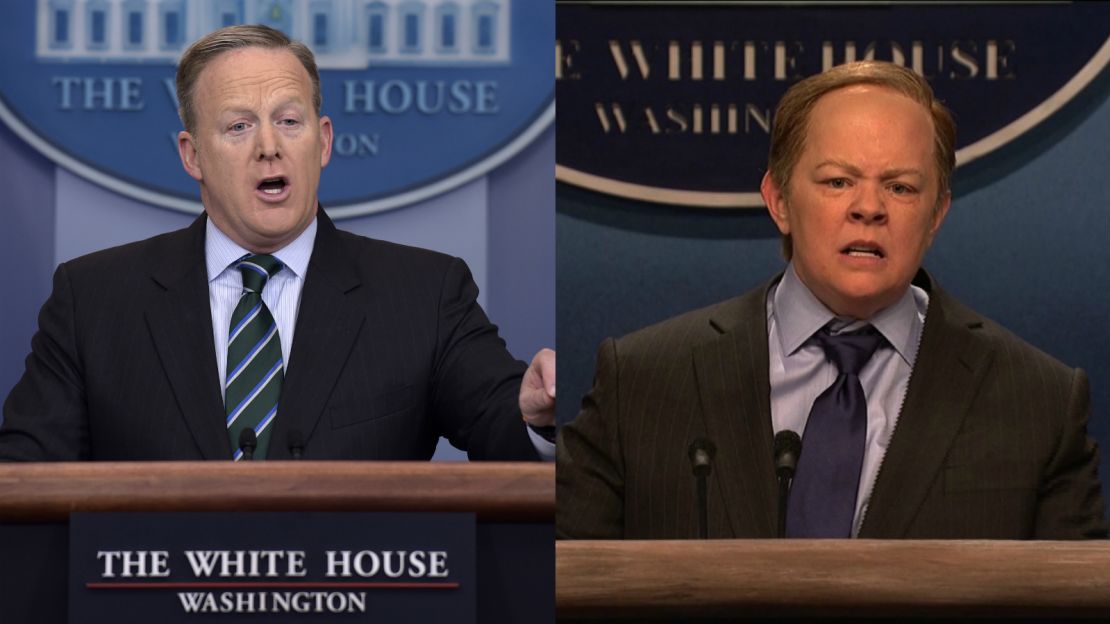 Izquierda: Sean Spicer. Derecha: Melissa McCarthy en SNL