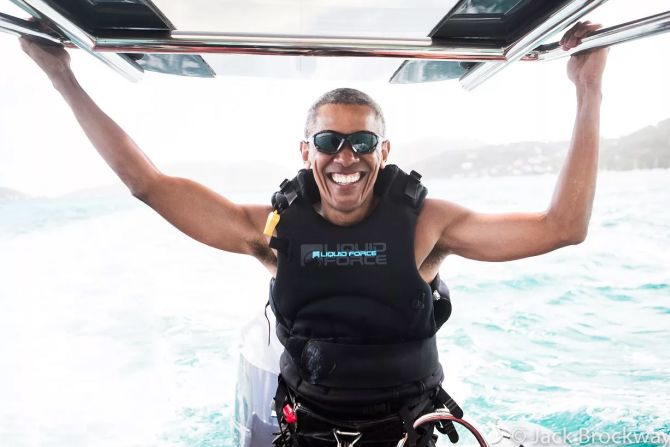 Pocas semanas después de salir de la presidencia, Obama disfrutó de unos días de aventura con Richard Branson.