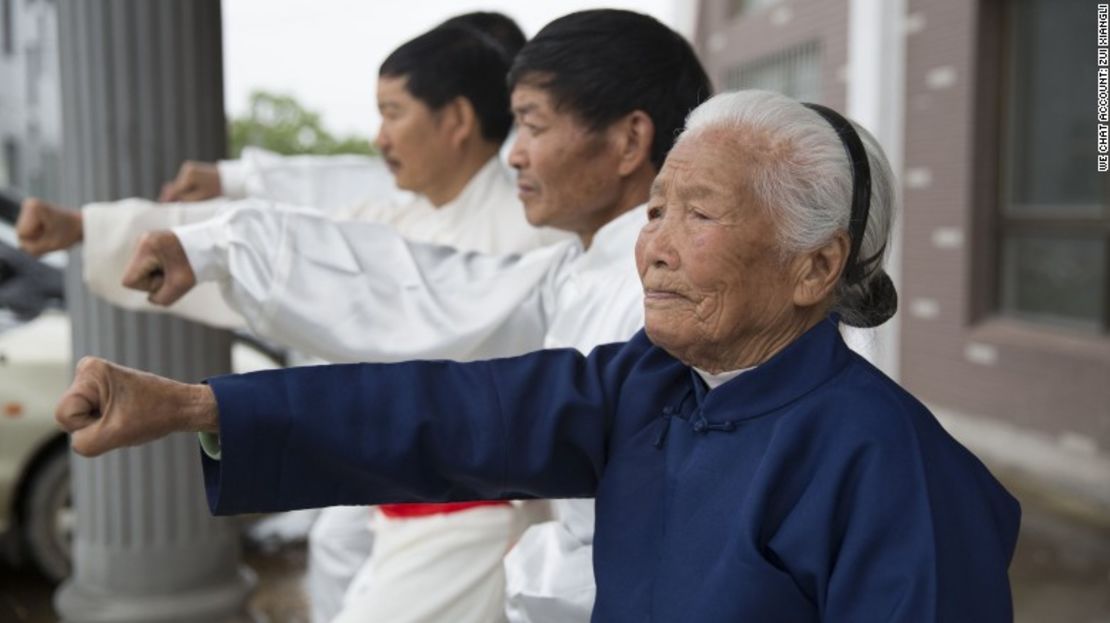 El tipo de kung-fu que Zhang practica viene de la provincia de Fujian y abarca 15 estilos distintos.