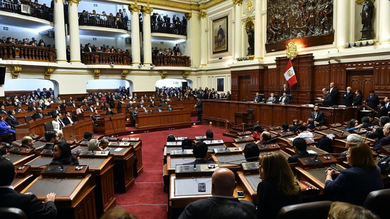 Mano dura en Perú a la corrupción: avanza proyecto para que casos graves no prescriban | CNN