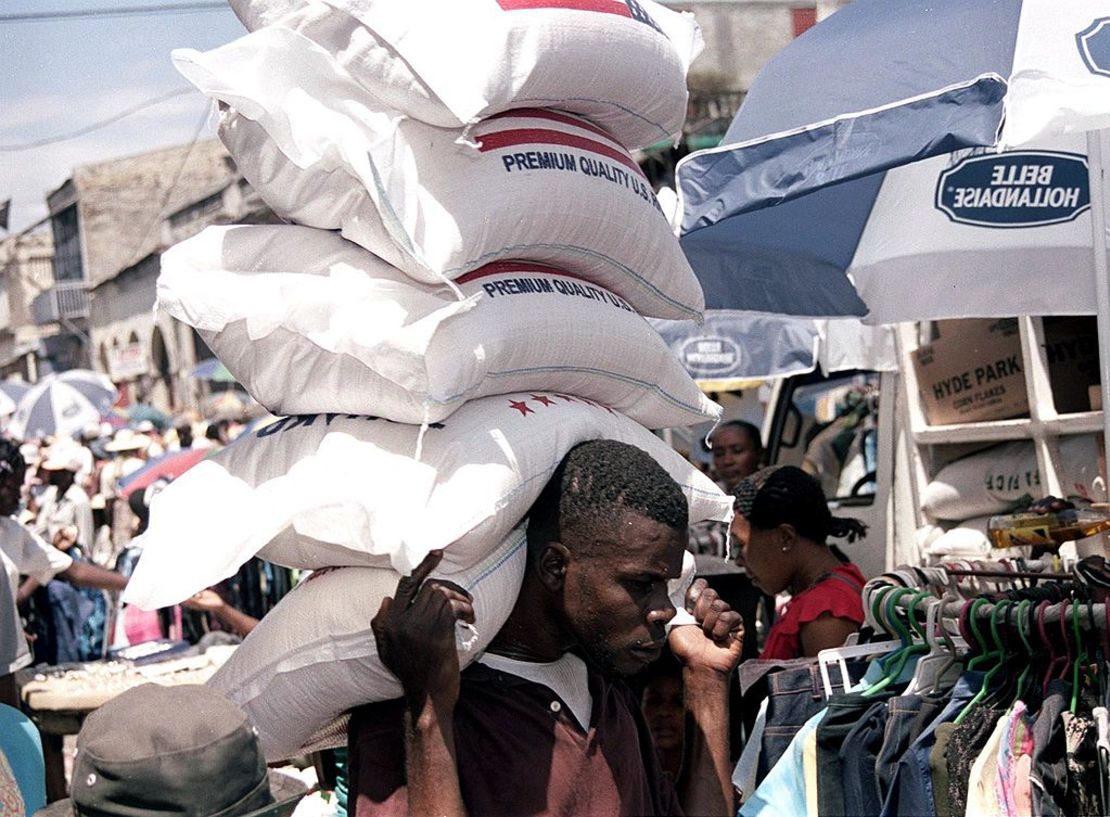 Haití importa el 80% del alimento más importante de la dieta de sus habitantes: el arroz.