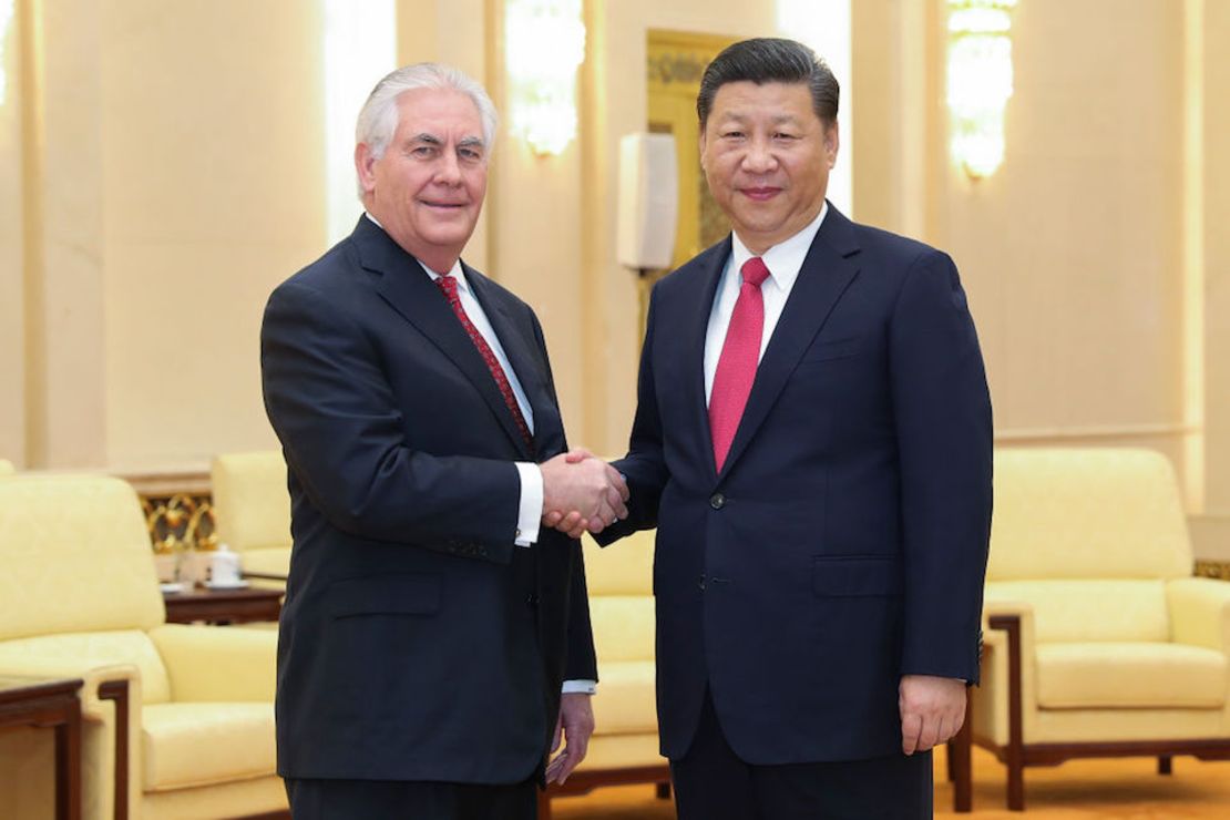 Xi Jinping y Rex Tillerson en una reunión en Beijing.