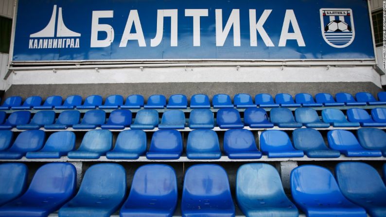 Programación de partidos en el estadio de Kaliningrado: Copa Confederaciones: no disponible. Copa del Mundo: Ronda de grupos. Legado: Al estadio para 35.000 espectadores se le reducirá sustancialmente su capacidad y será sede del FC Baltika Kaliningrado, de segunda división. Se construirá un nuevo desarrollo residencial con parques, muelles y terraplenes junto al río Pregola.