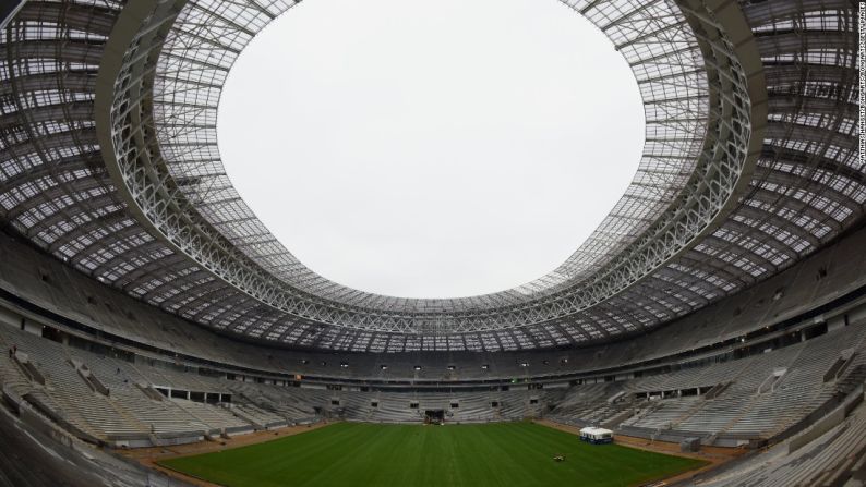 Programación de partidos en el estadio Luzhniki: Copa Confederaciones: no disponible. Copa del Mundo: Ronda de grupos, octavos de final, semifinal y final. Legado: El escenario para 81.006 espectadores mantendrá su estatus como el principal estadio del país, recibiendo partidos competitivos internacionales y amistosos.