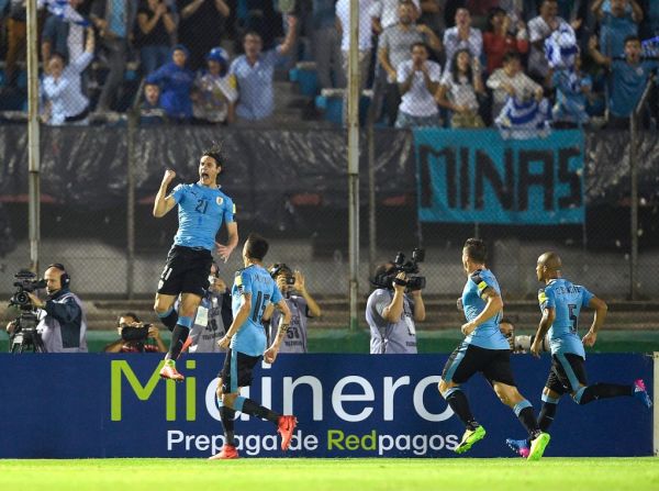 Edinson Cavani marcó el único gol de Uruguay ante Brasil.