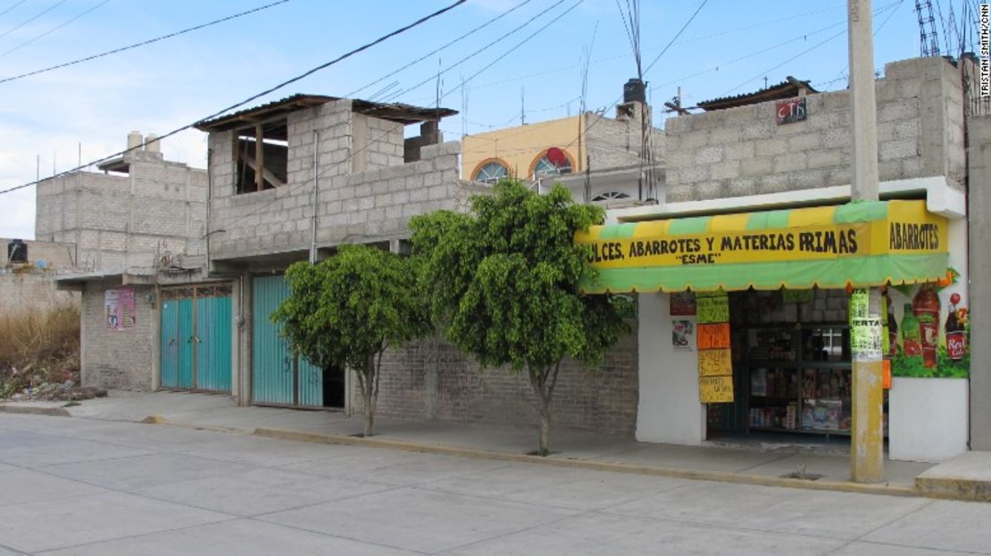 La casa de los tíos de Matadamas en La Paz. El depósito se puede ver al frente.