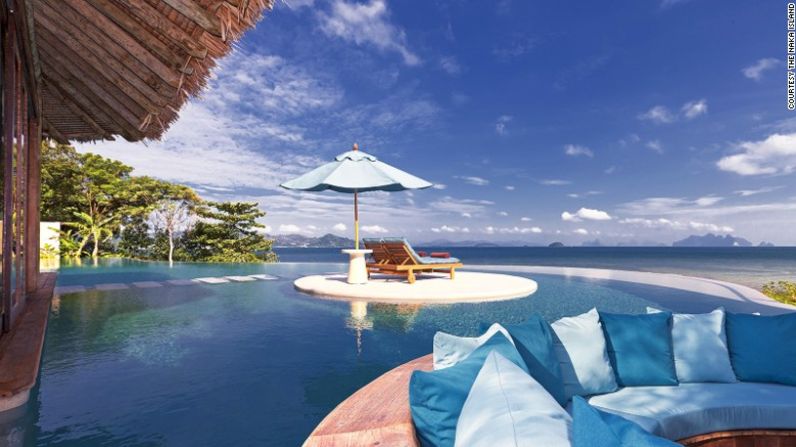 Isla Naka Yai, Luxury Collection Resort & Spa (Phuket, Tailandia): pese a que no es un resort privado se siente como tal. Sólo tiene 67 casas a lo largo de kilómetros de playa desierta y virgen, que cuentan con piscinas privadas y baños de vapor.