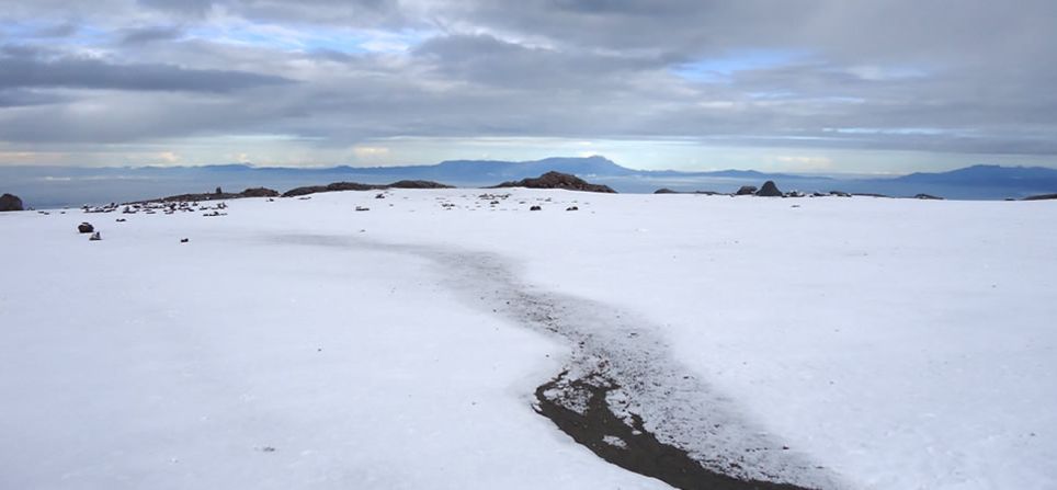 A este lugar del Nevado del Ruiz se le conoce como Valle de las Tumbas. Esta montaña es una de las preferidas por los escaladores en el país.