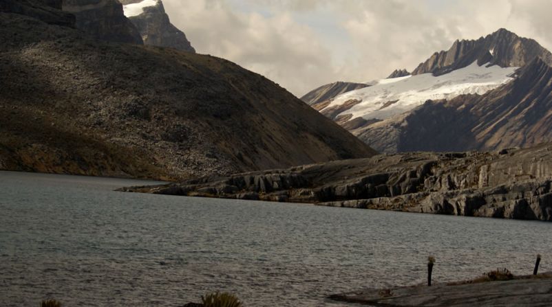 El IDEAM afirma que en los últimos 50 años, Colombia ha perdido el 63% de sus glaciares. El que se ve al fondo en esta foto es el de El Cocuy, el más grande del país.