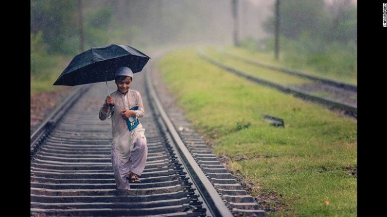 La imagen que ganó el primer lugar en Pakistán fue titulada 'Felicidad'. Copyright: © Shabir Mian , Pakistan, 1st Place, National Awards, 2017 Sony World Photography Awards