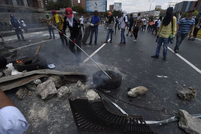 Los manifestantes trancaron algunas de las calles de la capital.