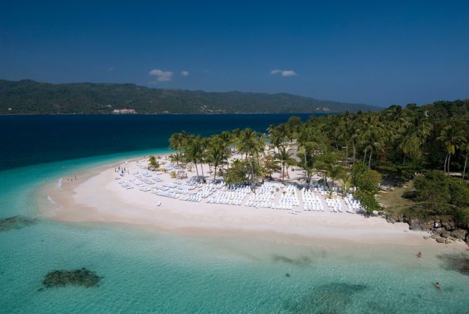 Panorámica de Cayo Levantado, en la provincia de Samaná (nororiente).