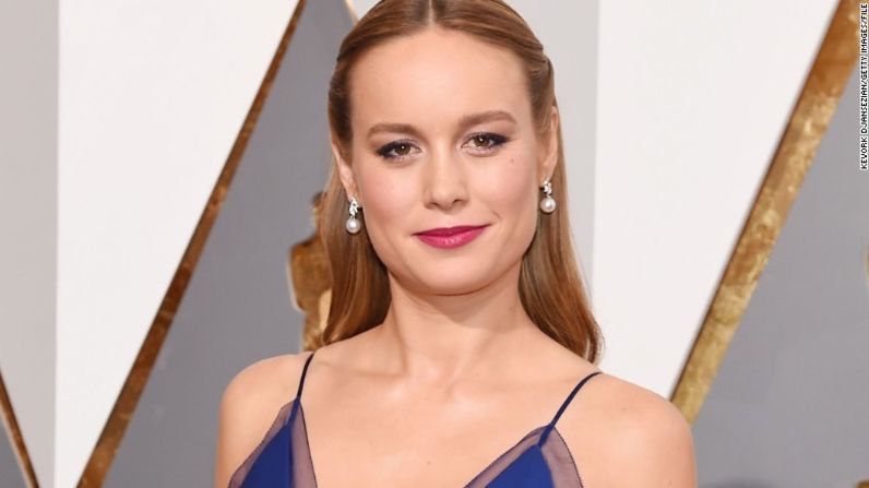 Brie Larson asumirá el papel de la Capitán Marvel en una serie de películas que serán lanzadas en 2019. Larson ganó el Oscar a Mejor Actriz en 2015 por su actuación en la cinta "Room".