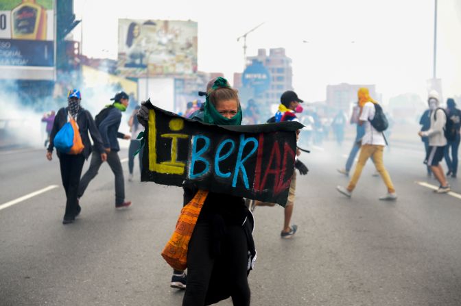 Los manifestantes piden libertad.