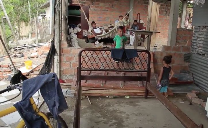 El cuarto donde dormían Yajaira y Milagro, unos días después del sismo.