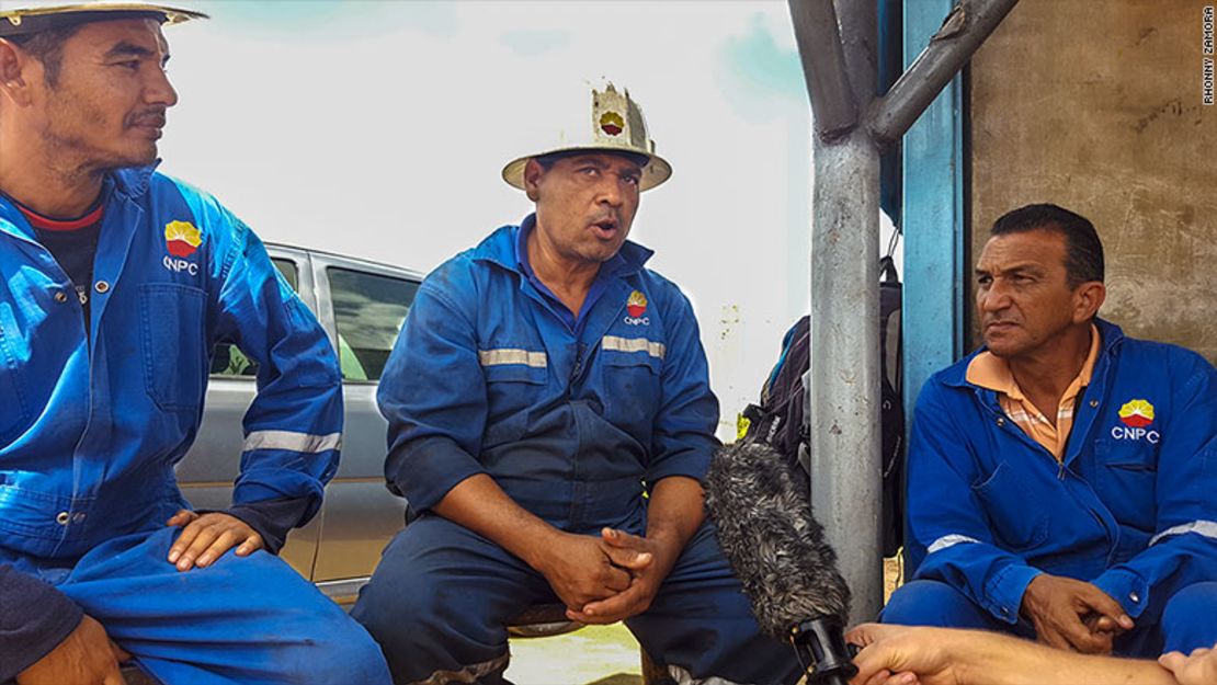 Trabajadores de la empresa china CNPC.