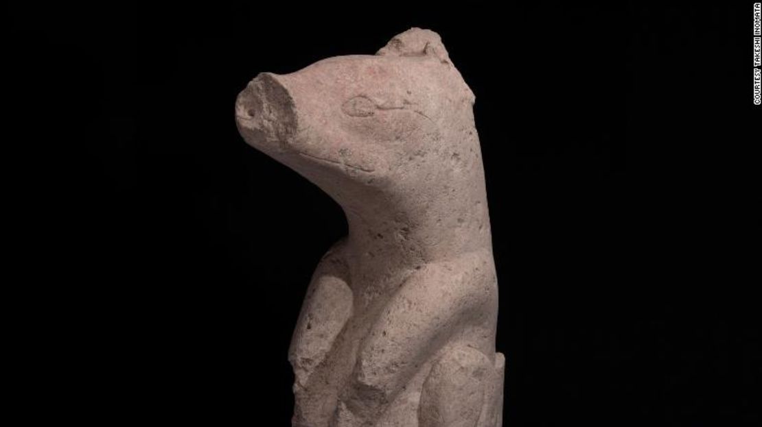 Escultura de piedra encontrada en Aguada Fénix.