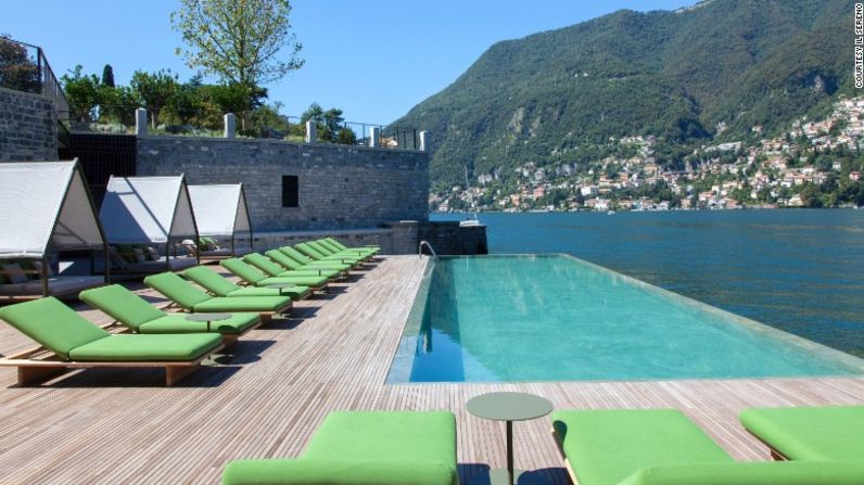 El Hotel Il Sireno, en el Lago de Como, Italia, es refrescantemente minimalista, elegante y ultramoderno.