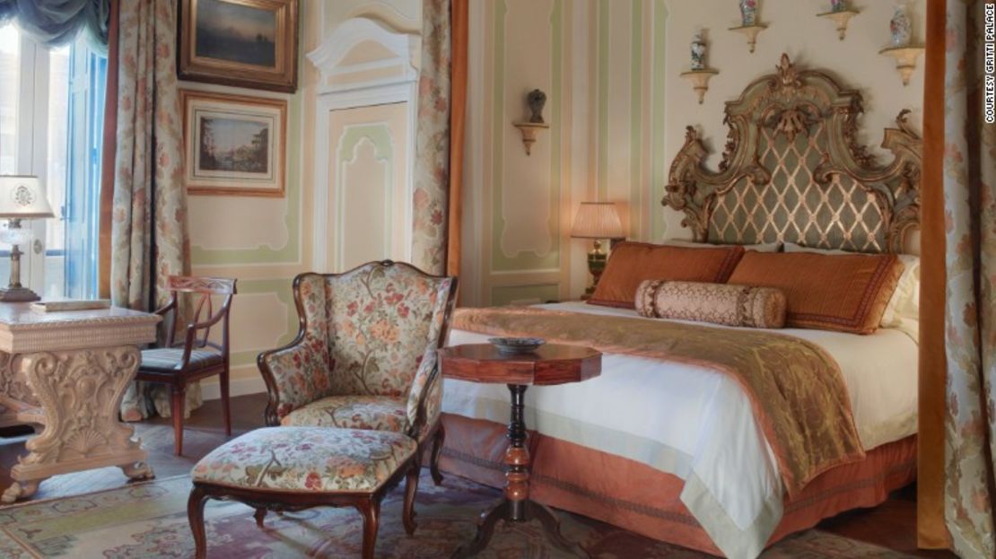 CNNE 400264 - 170410150008-honeymoon-hotel-gritti-palace-room-exlarge-169