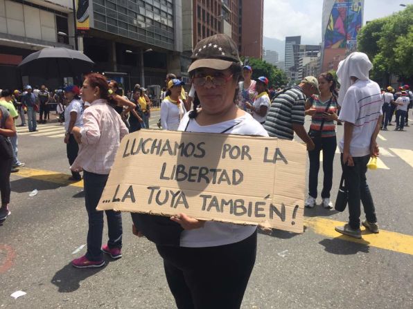 Otros mandan un mensaje a otros venezolanos.