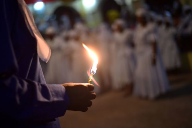 Históricamente, el vudú ha sido una religión emancipadora a la que recurrían los esclavos cuando eran maltratados brutalmente. De hecho, los espíritus del vudú inspiraron la revolución en contra de los colonizadores franceses en Haití hace más de 200 años.