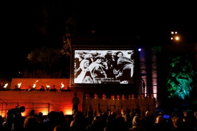 Este domingo la conmemoración a las víctimas del Holocausto reunió a unos 2.500 sobrevivientes en el museo de Yad Vashem en Jerusalén.