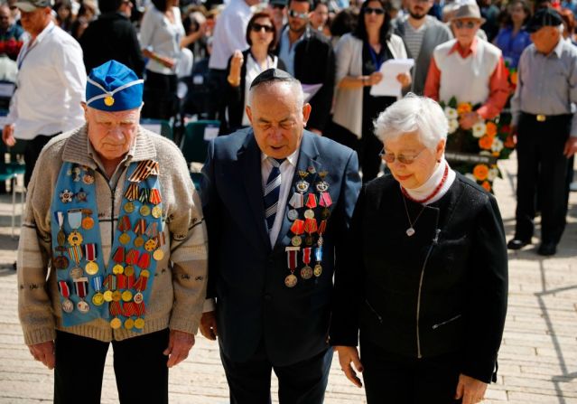 Este lunes, durante dos minutos, los israelíes interrumpieron todas sus actividades para rendir un homenaje a las víctimas del Holocausto nazi.