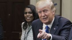 Trump se reúne con varios líderes afroestadounidenses en una sesión, para comenzar el Mes de la Historia Negra el miércoles 1 de febrero. Trump se sentó entre Ben Carson, su candidato a liderar el Departamento de Vivienda y Desarrollo Humano, y Omarosa Manigault, una exparticipante del reality show “The Apprentice” y quien ahora hace parte del gobierno.