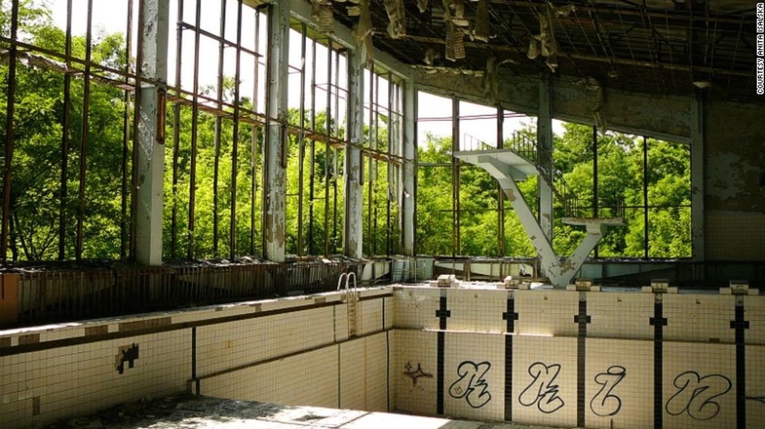 CNNE 404535 - 150413171120-chernobyl-tourism-13-exlarge-169