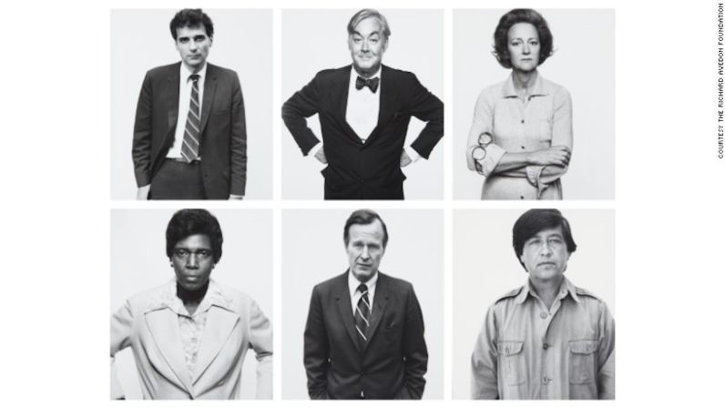 De la serie “The Family” (1976) de Richard Avedon — La serie “The Family” de 1976 del retratista Richard Avedon incluye 69 fotografías de figuras políticas estadounidenses. En esta imagen, por ejemplo, aparecen Ralph Nader, Daniel Patrick Moynihan, Katherine Graham, Barbara Jordan, George H.W. Bush y Cesar Chávez— revelando la estructura de poder dominante de la época.