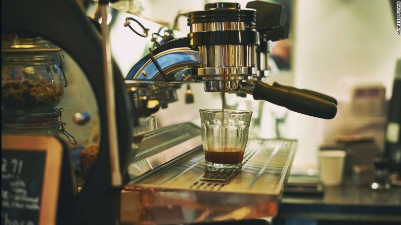 En el Quartier Putain hay baristas que sirven cafés de primera calidad. El pícaro nombre de este lugar es una expresión francesa que alude a la actividad que hizo famoso al barrio.