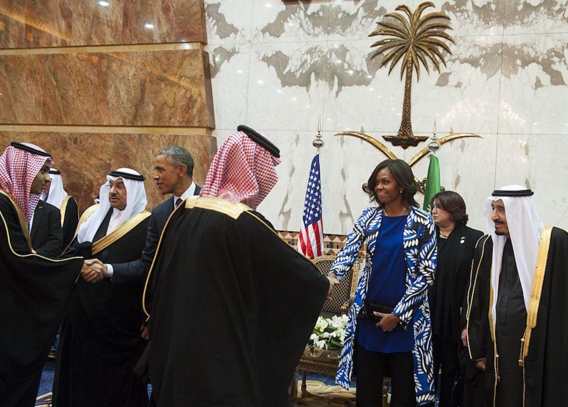 La entonces primera dama Michelle Obama durante un viaje a Arabia Saudita.